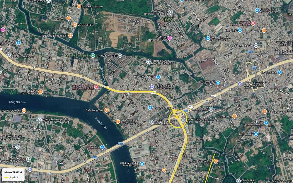 Ga cuối mặt đất tuyến metro số 3 TP.HCM tại ngã tư Bình Phước, nơi Quốc lộ 13 gặp Quốc lộ 1A, gần chợ đầu mối Thủ Đức